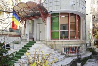 Гостевой дом Vila A&B Бухарест-0