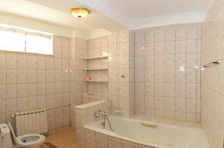 Гостевой дом Vila A&B Бухарест Семейный люкс-6