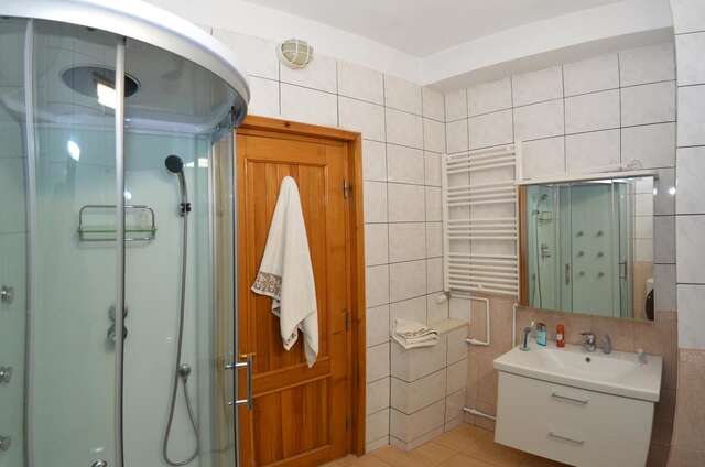 Гостевой дом Vila A&B Бухарест-16