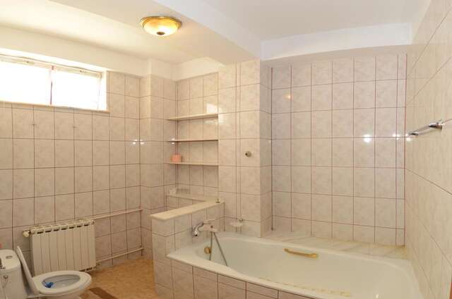 Гостевой дом Vila A&B Бухарест-28